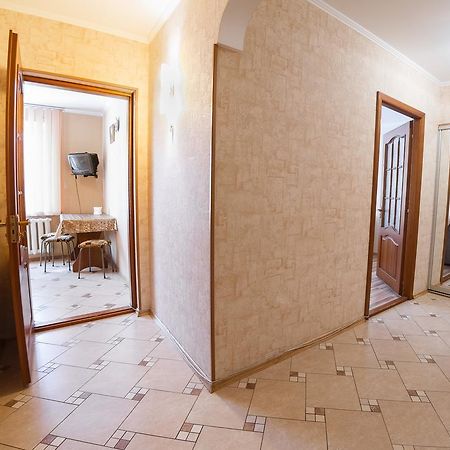 Clean And Comfortable Apartments On Karl Marx Street Τιρασπόλ Εξωτερικό φωτογραφία
