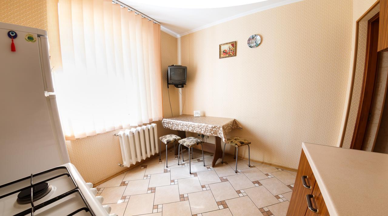 Clean And Comfortable Apartments On Karl Marx Street Τιρασπόλ Εξωτερικό φωτογραφία